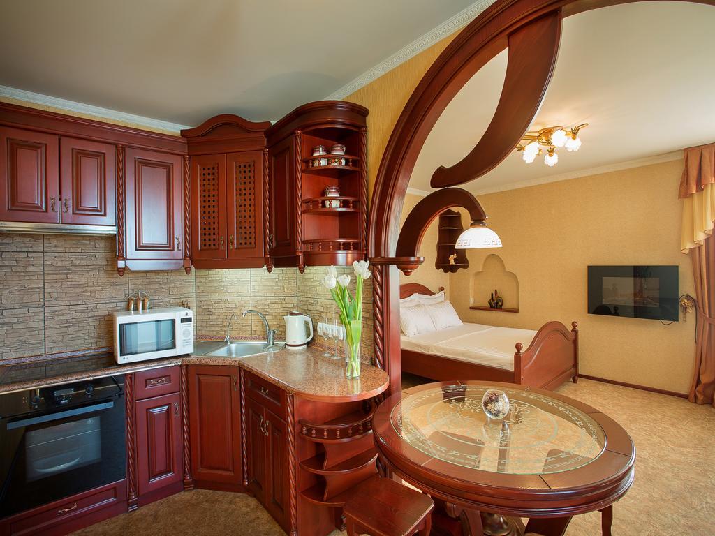 Studio De Luxe With Jacuzzi ซูมี ภายนอก รูปภาพ